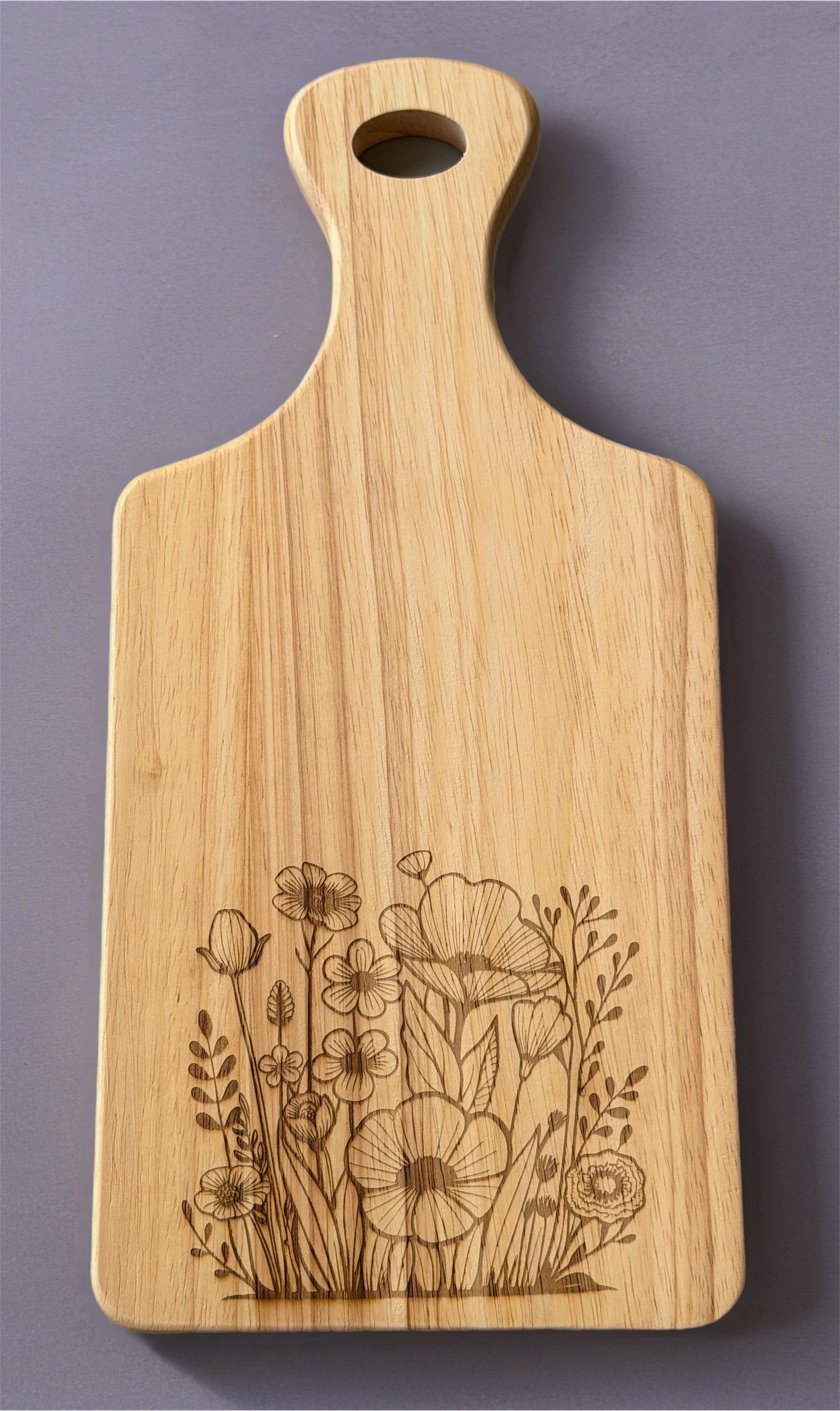 Engraved Wooden Serving Board with Wildflower Design – Rustic Floral Kitchen Gift
