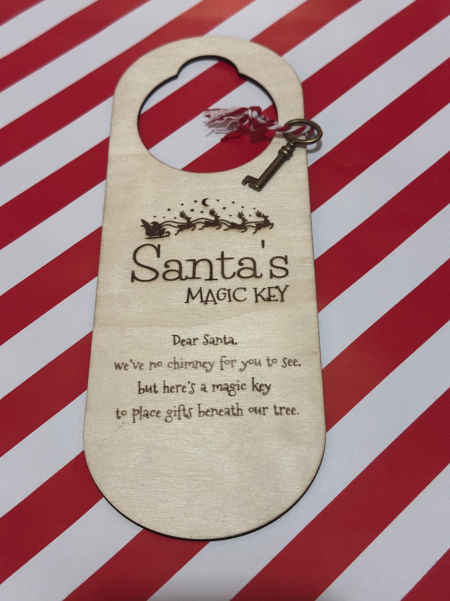 Pesonalised Santa Magic Key - Wooden Door hanger -Style 1